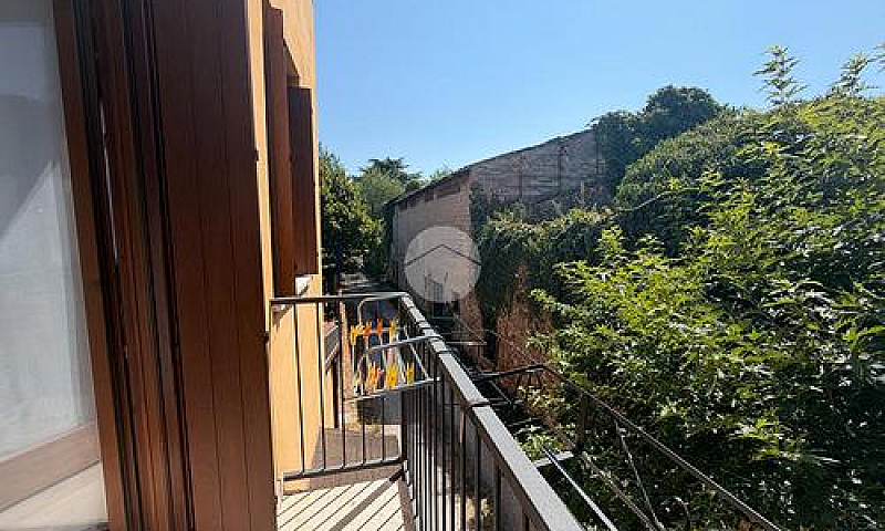 4 Locali A Valeggio ...
