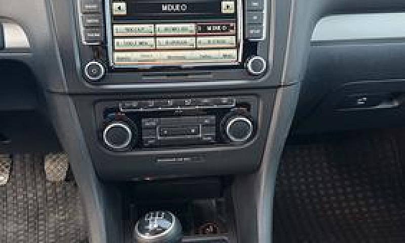 Volkswagen Golf 1.6 ...