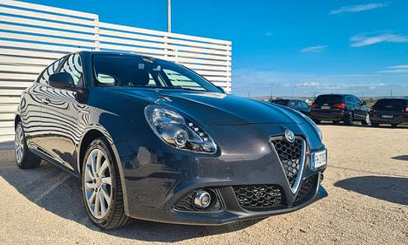 Alfa Romeo Giulietta...