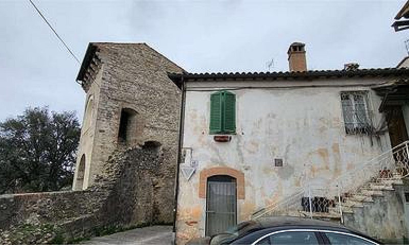 Appartamento A Todi...