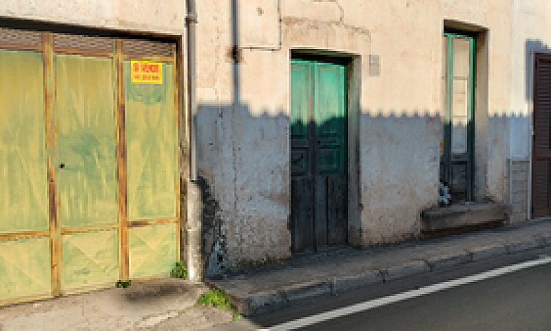 Casa In Vendita...