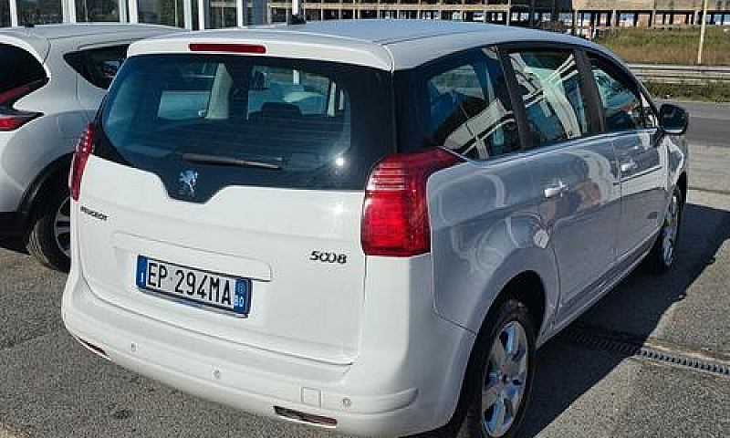 Peugeot 5008 1.6 Hdi...