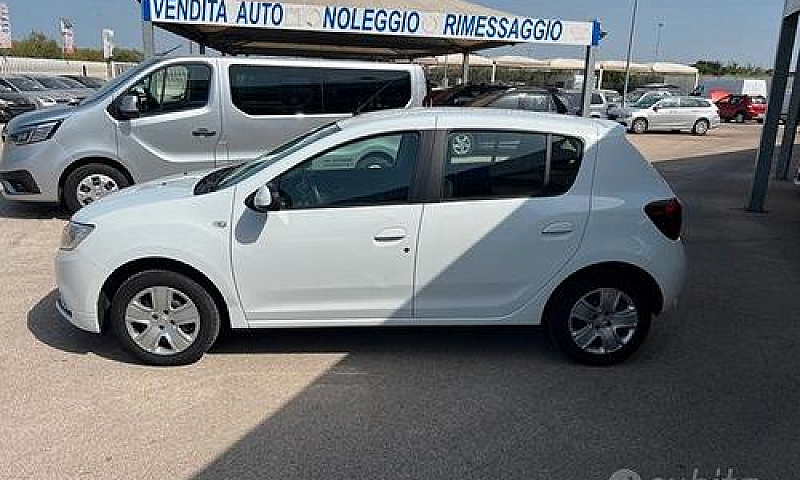 Dacia Sandero Street...
