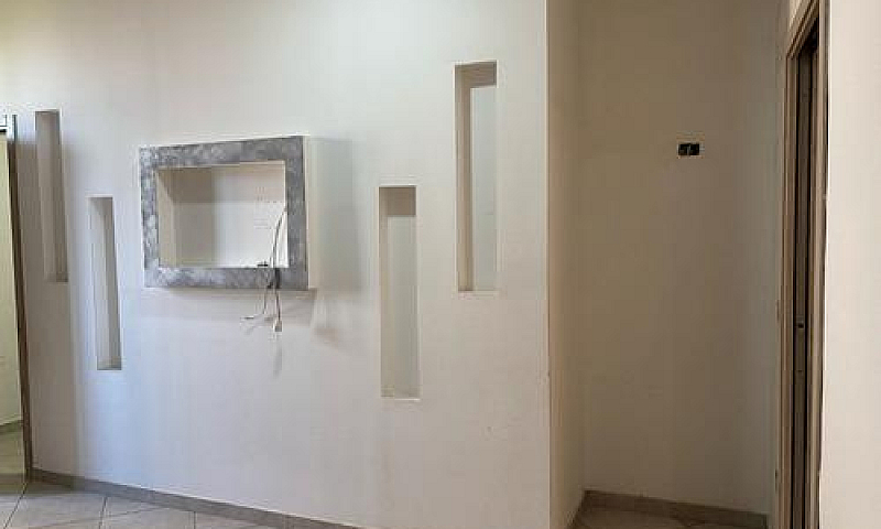 Trilocale In Via Iv ...