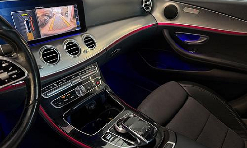Mercedes-Benz E 220 ...