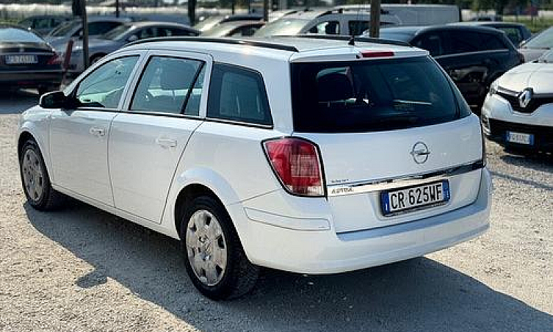 Opel Astra 1.4 Benzi...