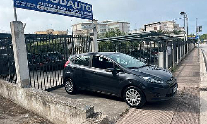 Ford Fiesta Fiesta 1...