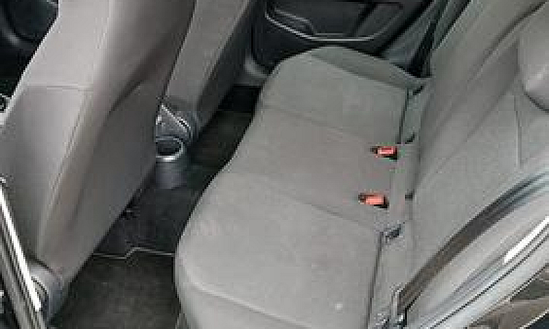 Volkswagen Up! 1.0 5...