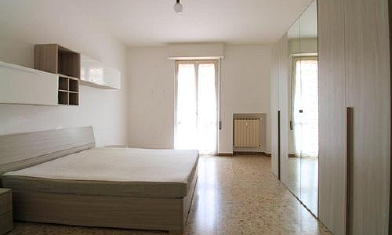 3 Locali A Pisa...