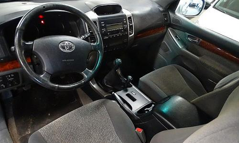 Toyota Land Cruiser ...