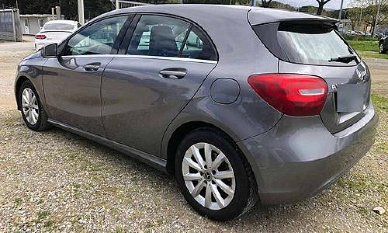 Mercedes-Benz A 180 ...