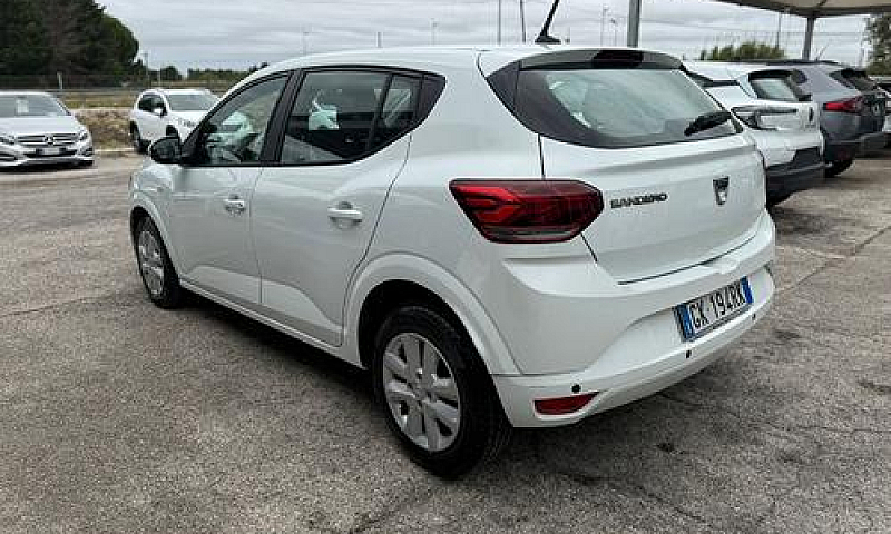 Dacia Sandero Street...