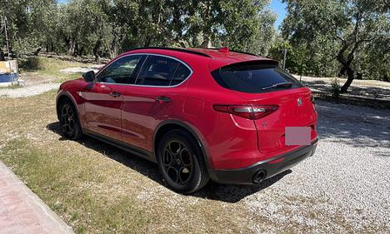 Alfa Romeo Stelvio...