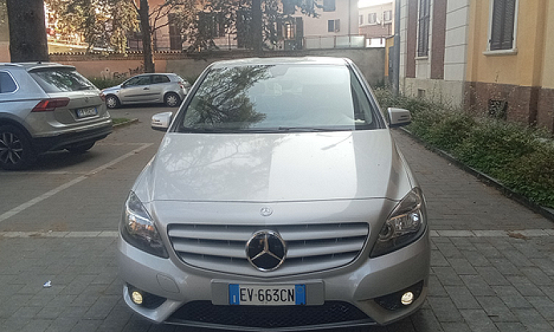 Mercedes Classe B...