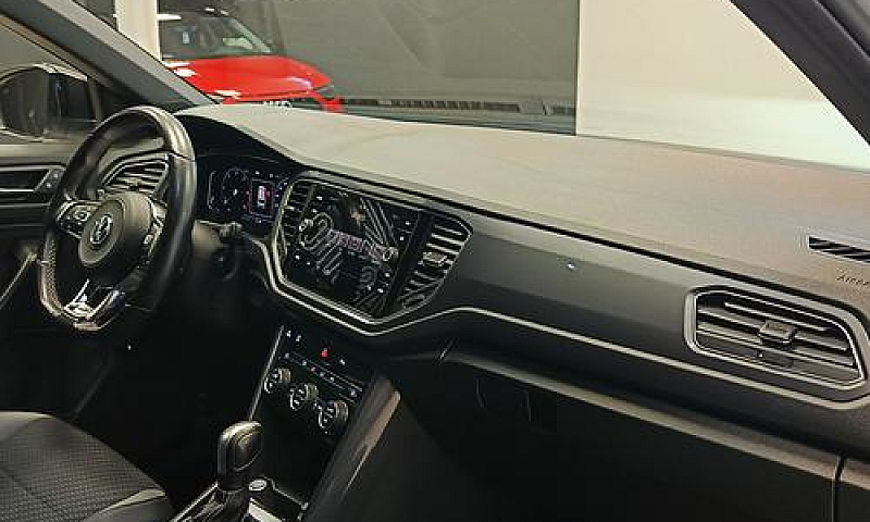 Volkswagen T-Roc 2.0...