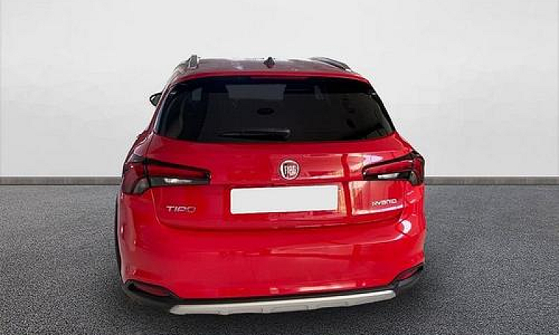 Fiat Tipo 1.5 Hybrid...