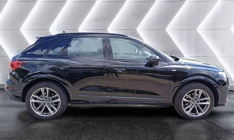 Audi Q3 35 2.0 Tdi S...