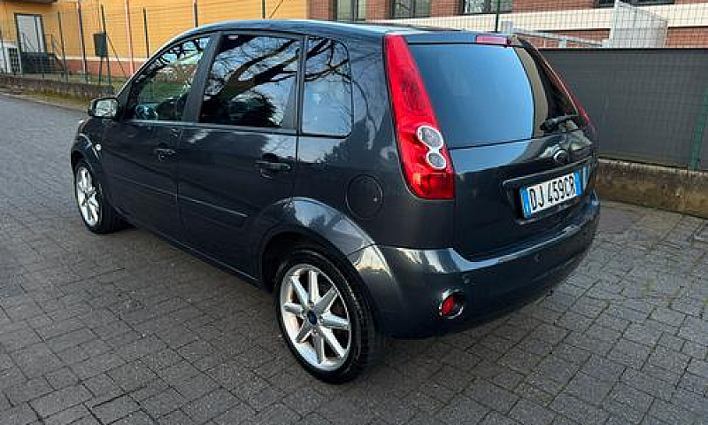 Ford Fiesta...