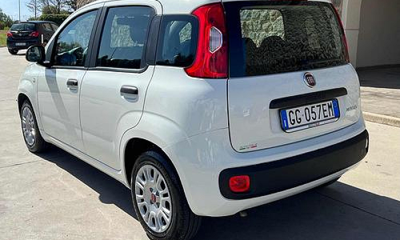 Fiat Panda 1.0 Hybri...