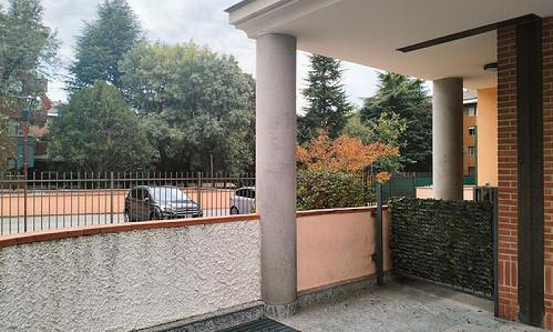 Appartamento A Cassi...