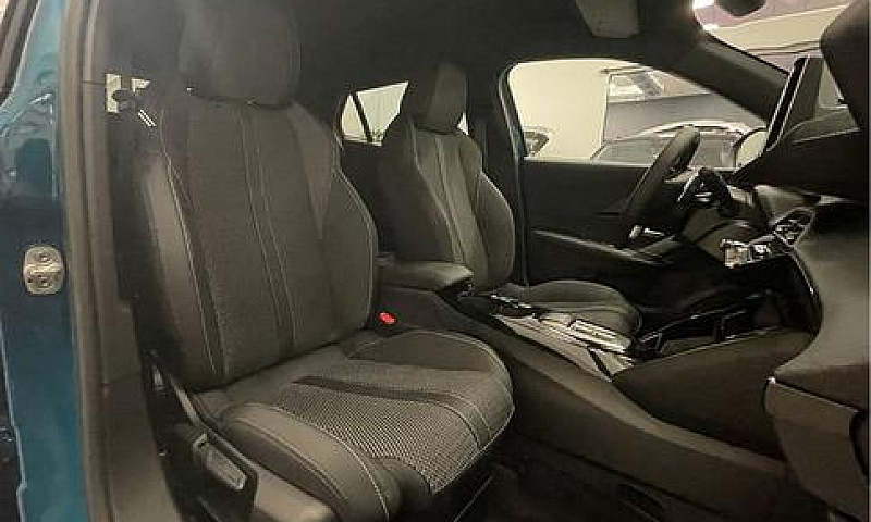 Peugeot 2008 Hybrid ...