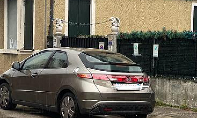 Honda Civic 8 Serie ...