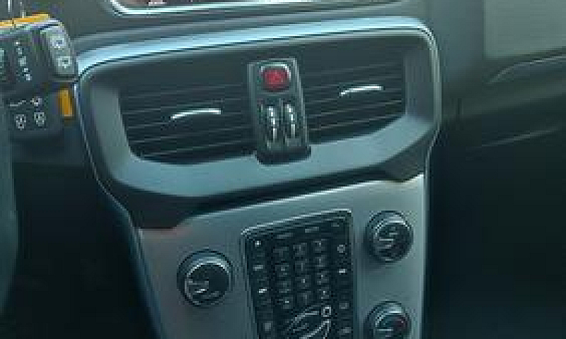 Volvo V40 Del 2018 D...