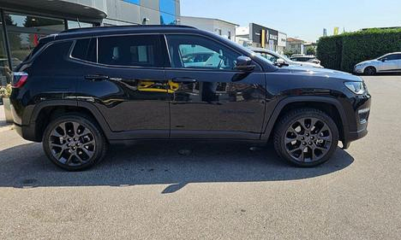 Jeep Compass 1.3 Tur...