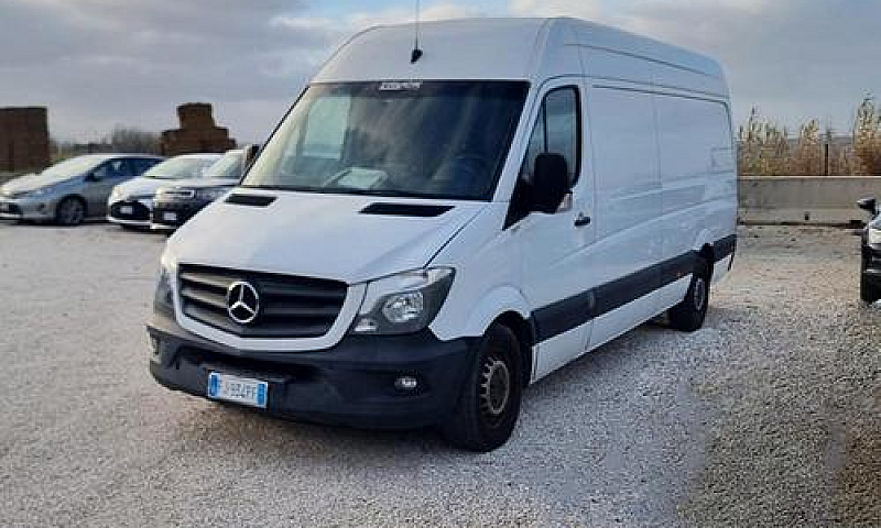 Mercedes-Benz Sprint...
