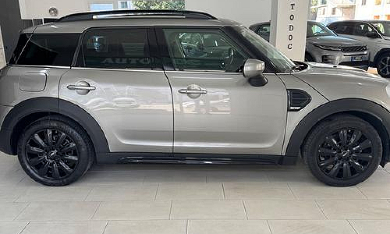 Mini Cooper Countrym...