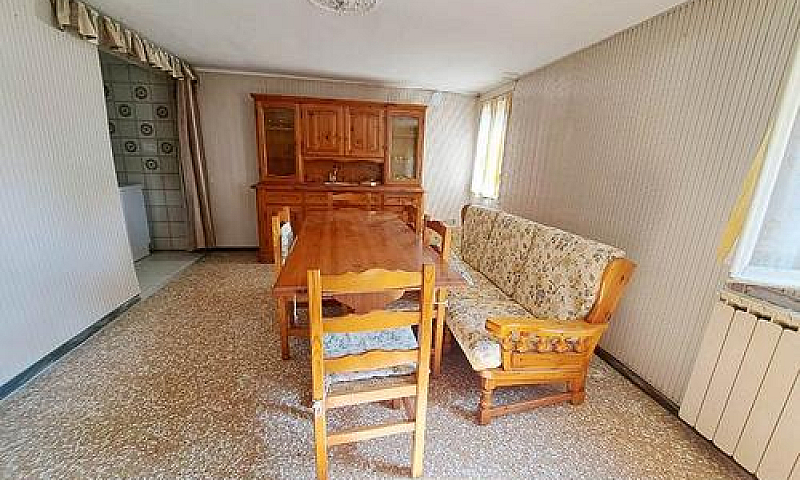 Porzione Di Casa A R...