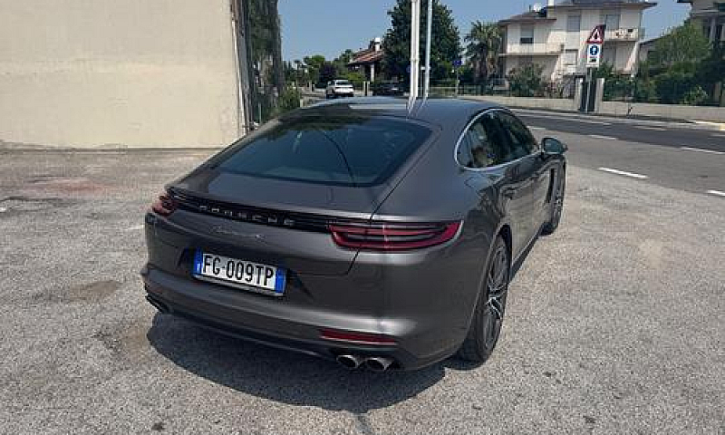 Porsche Panamera 4.0...