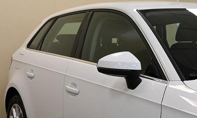 Audi A3 Spb 1.6 Tdi ...