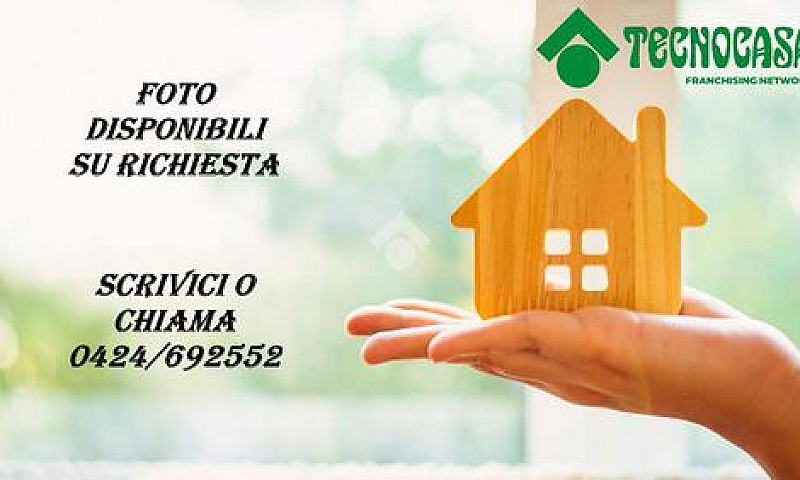 3 Locali A Roana...