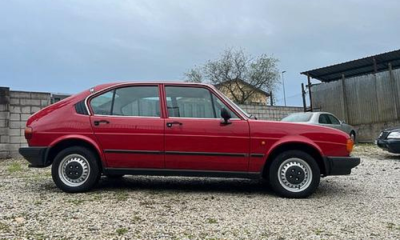 Alfa Romeo Alfasud 1...
