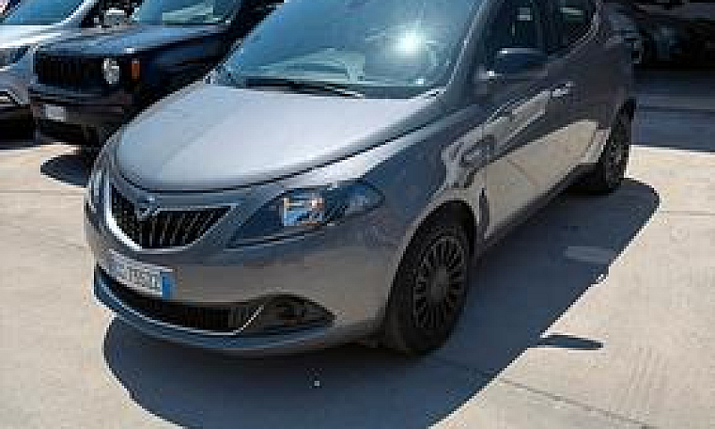 Lancia Ypsilon 1.0 F...