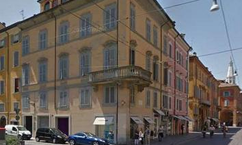 Appartamento A Moden...