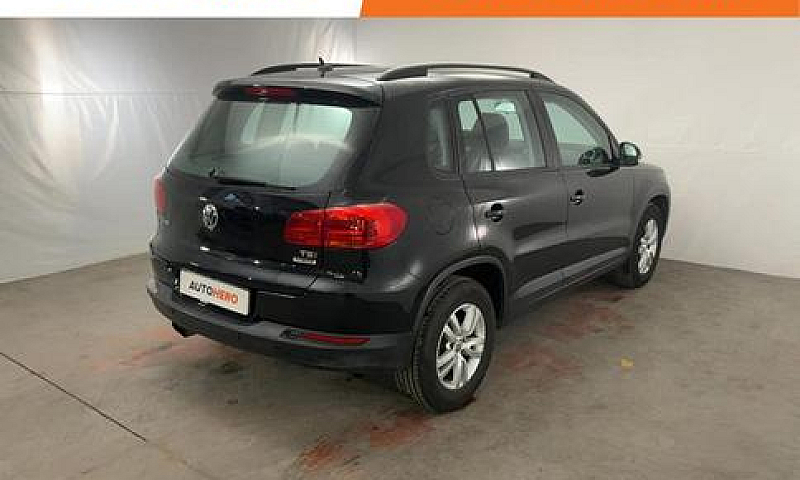 Volkswagen Tiguan Fj...