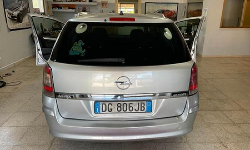 Opel Astra 1.9 Cdti ...