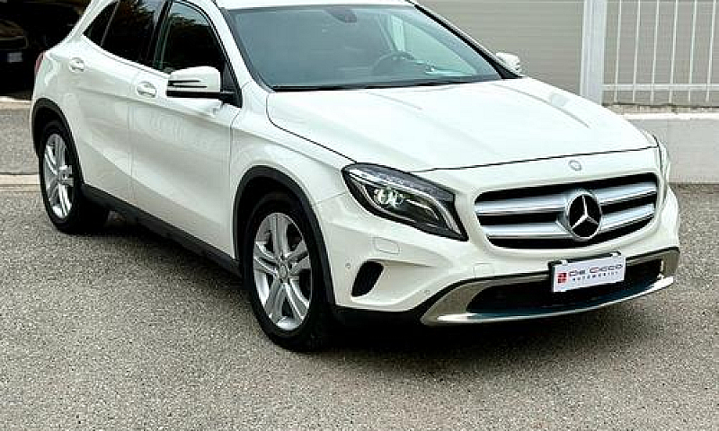 Mercedes-Benz Gla 20...