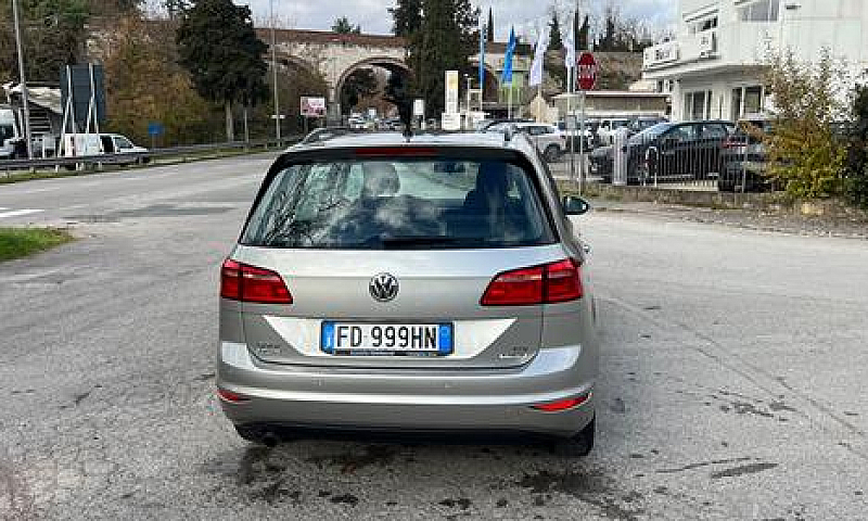 Volkswagen Golf Spor...