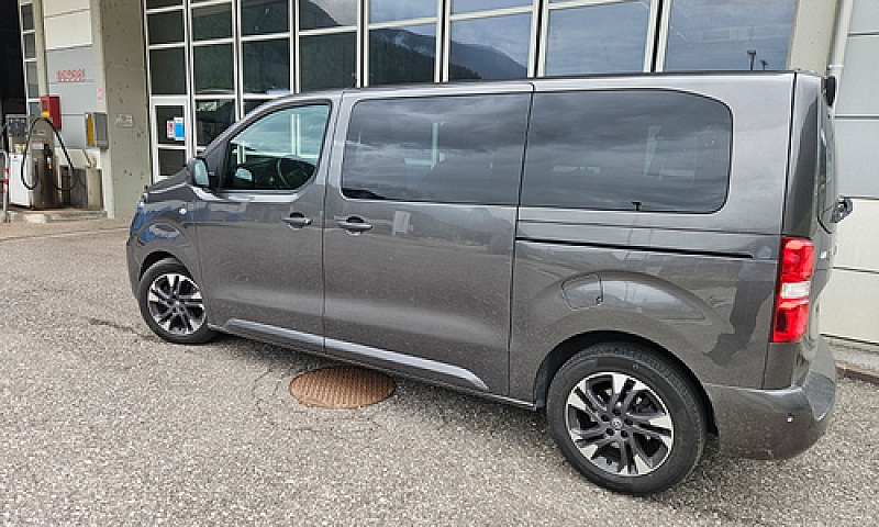 Opel Zafira Life 2.0...