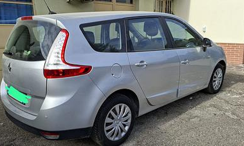 Renault Grand Scenic...