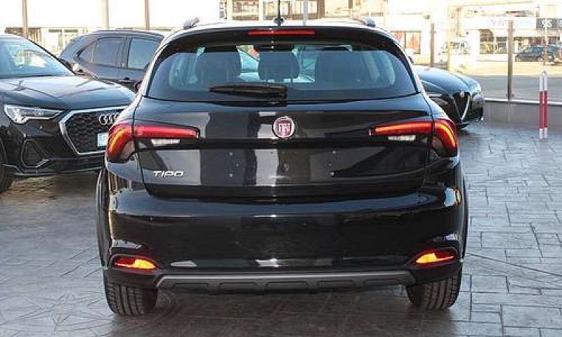 Fiat Tipo 1.0 Cross ...