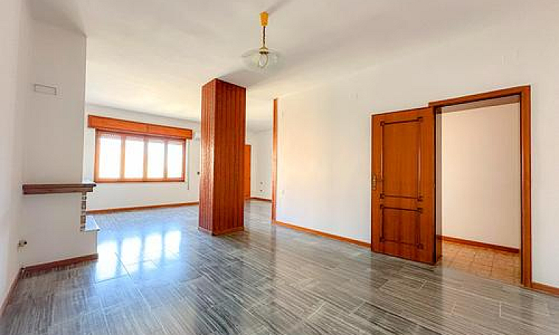 Casa Semindipendente...