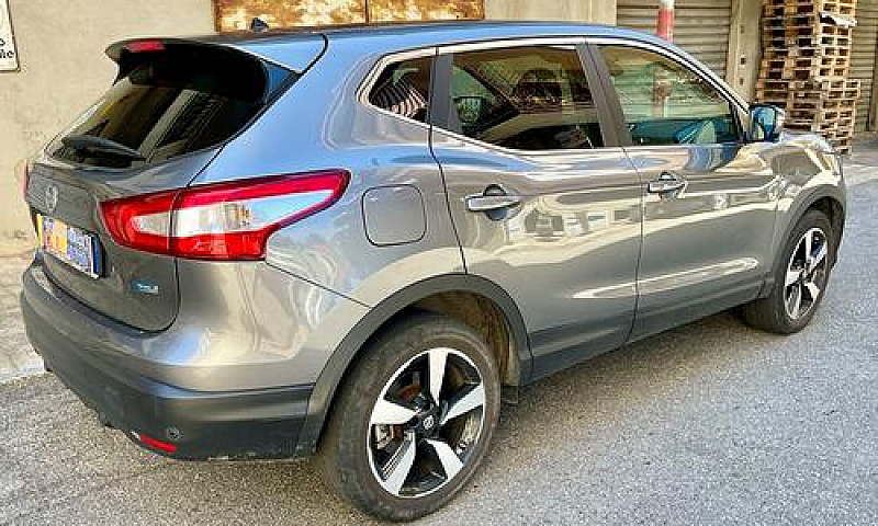 Nissan Qashqai 1.5 D...