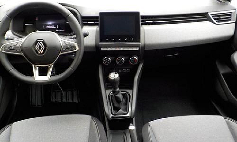 Renault Clio New - 1...
