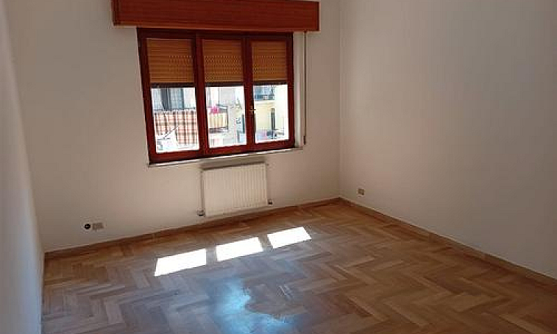 Ampio Appartamento C...