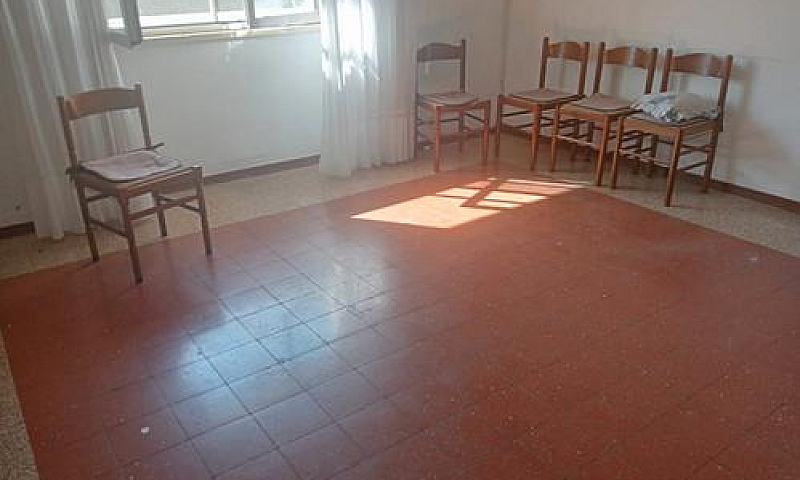 Appartamento Via E. ...