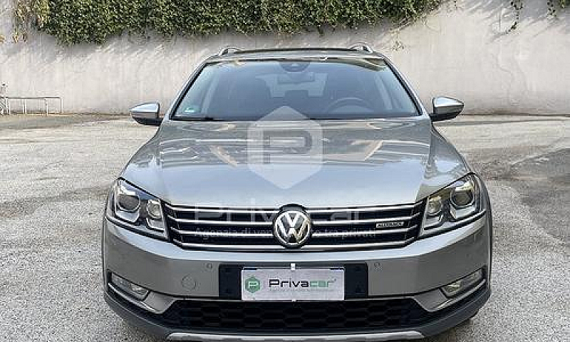 Volkswagen Passat Al...